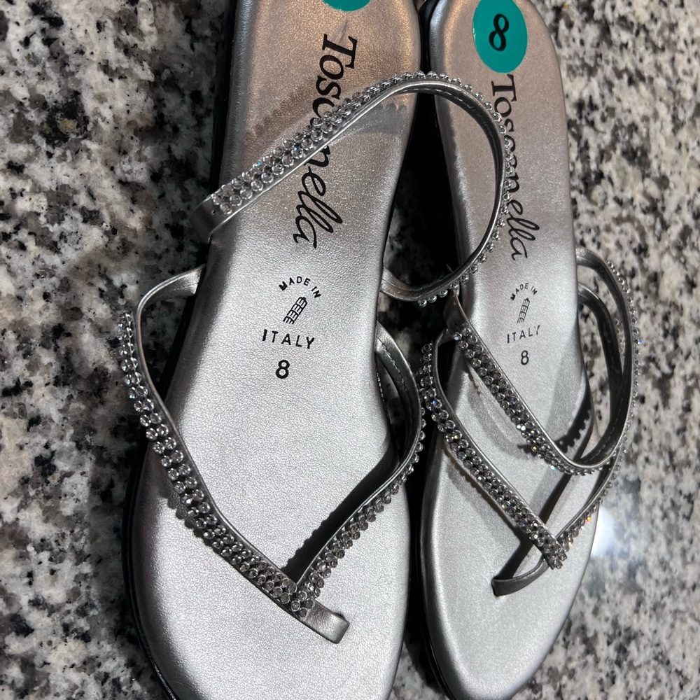 Toscanella Sandals - Silver NEW Never Worn - Size 8